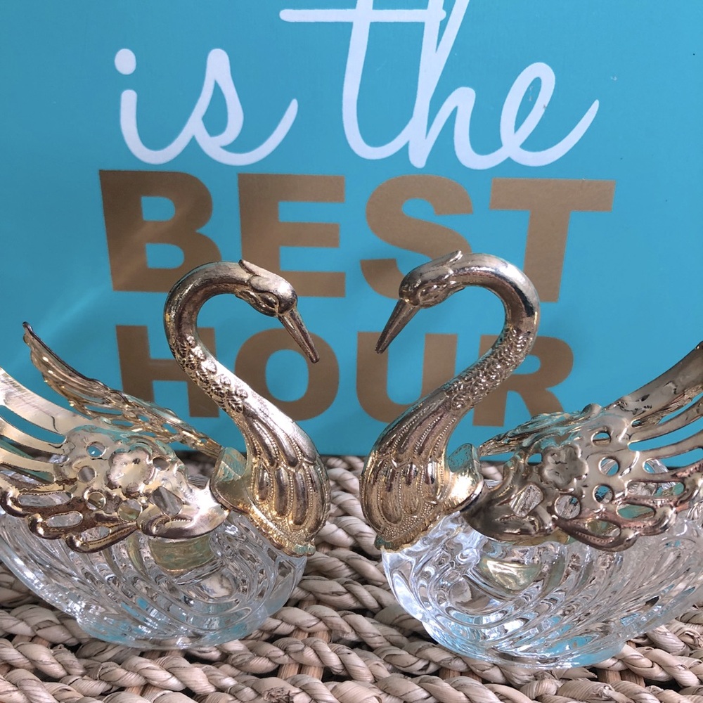 Vintage set of gold plated 24 karat salt and pepper swans with spoons
